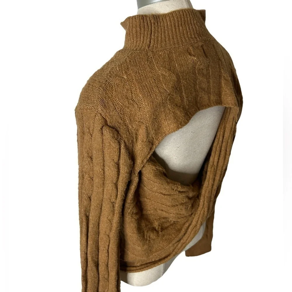 Hippie Rose Women’s Tawny High Neck Back Cutout Long Sleeve Knit Sweater Small